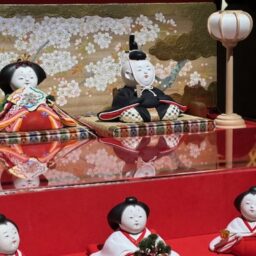 ルイ・ヴィトン『ビジョナリー・ジャーニー』展　島田耕園とのコラボのお雛様