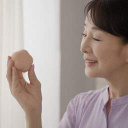 吉永小百合さんと「五島の椿」椿酵母せっけん