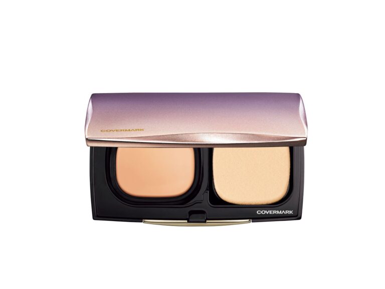 カバーマーク フローレス フィット SPF35・PA+++ ￥7,700／カバーマーク　カスタマーセンター