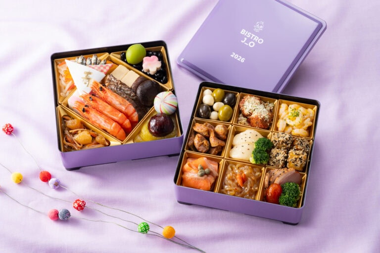 ショップカラーのパープルを使用したBISTRO J_Oのおせち