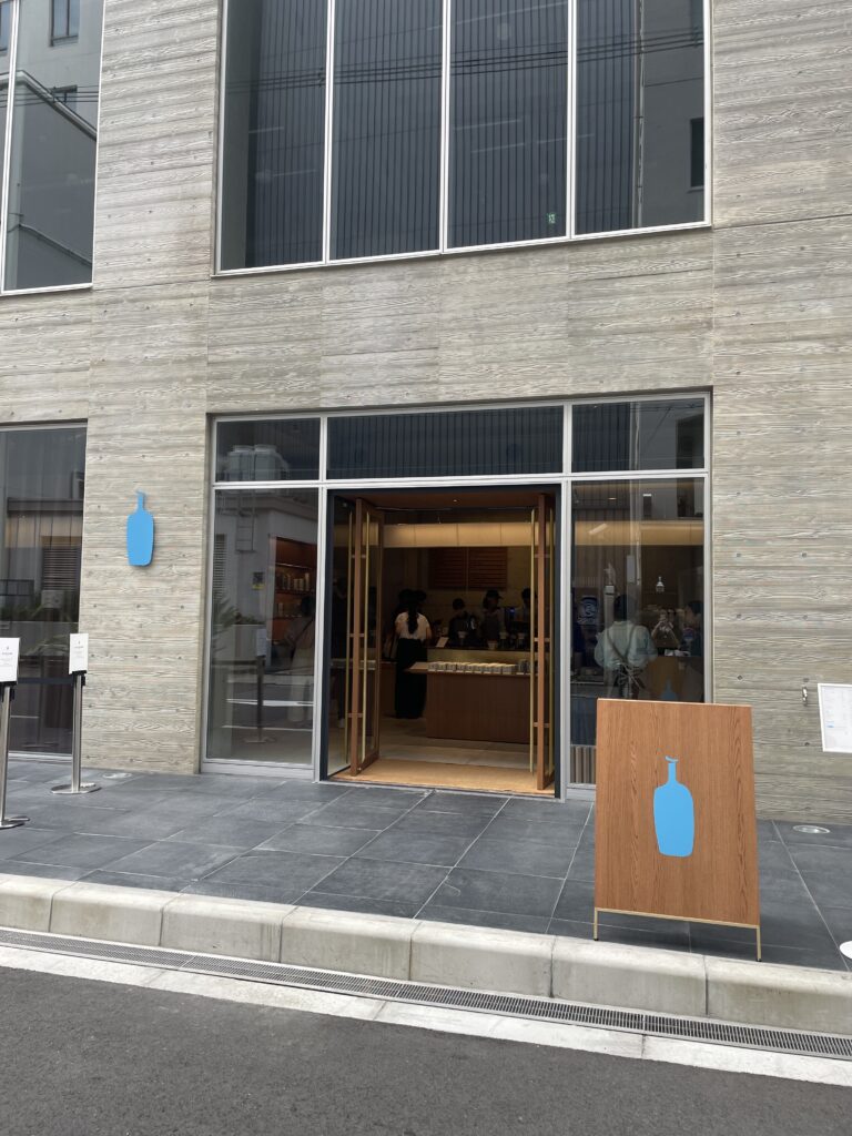 ブルーボトルコーヒー心斎橋カフェ・外観