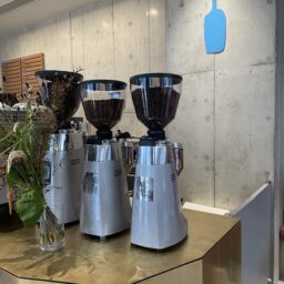 ブルーボトルコーヒー心斎橋カフェ・内観②