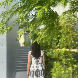 雰囲気美人を醸し出すタイプのワンピース