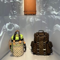 ルイ・ヴィトン『ビジョナリー・ジャーニー』展　マーク・ジェイコブスとのコラボバッグ