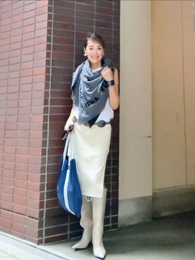 「H&M」ロングブーツ（ライトグレージュ）活用コーデ