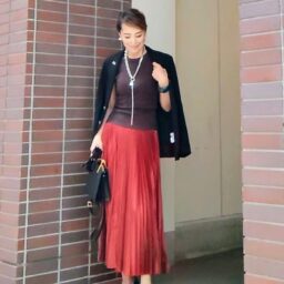 「H&M」プリーツスカート（ラストレッド） ￥6,999