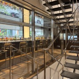 銀座の「dunhill BAR」
