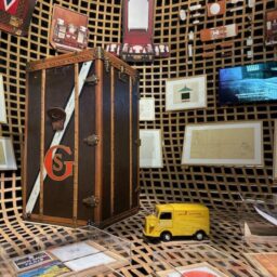 ルイ・ヴィトン『ビジョナリー・ジャーニー』展　ルイ・ヴィトンの原点や歴史を知るエリア