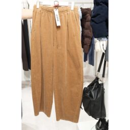 GU展示会レポート_コーデュロイバレルレッグイージーパンツ