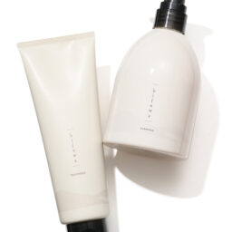 bifuwa シャンプー 480ml、トリートメント 240g 各¥4,070／モンシュシュ