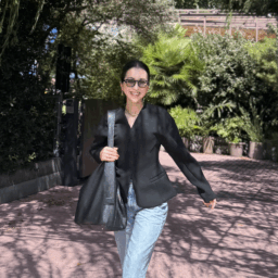 Jacket … H&M、Denim … CELINE、Boots … CELINE、Bag … STUDIO CHERIE
