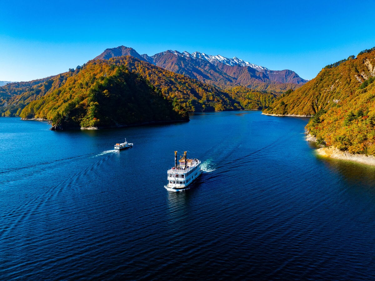 新潟県魚沼市　奥只見湖遊覧船