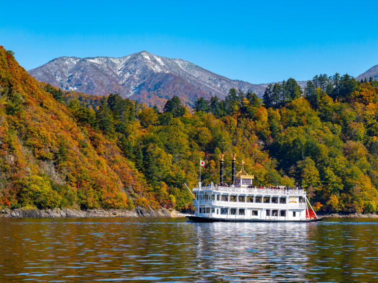 新潟県魚沼市 奥只見湖遊覧船