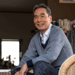 映画『富士山と、コーヒーと、しあわせの数式』長塚京三さん