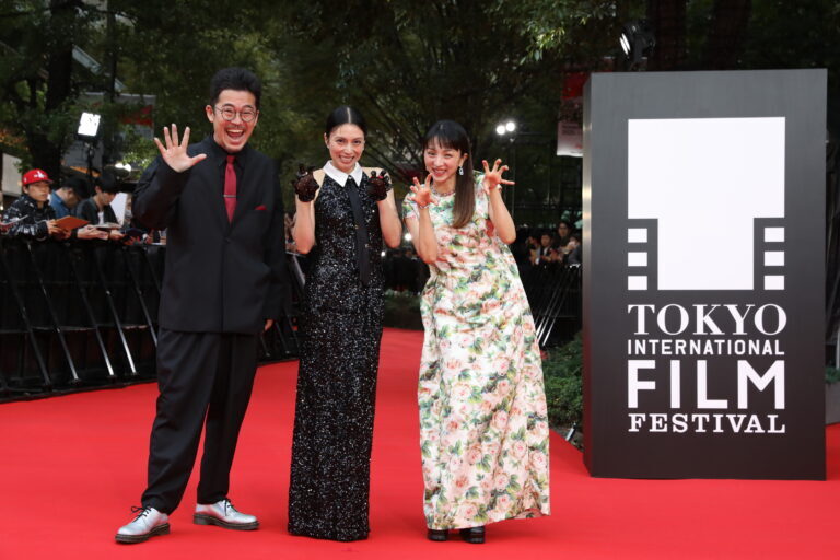 第38回東京国際映画祭より中野量太監督、柴咲コウ、満島ひかり