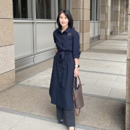 有村さんネイビーシャツワンピコーデ