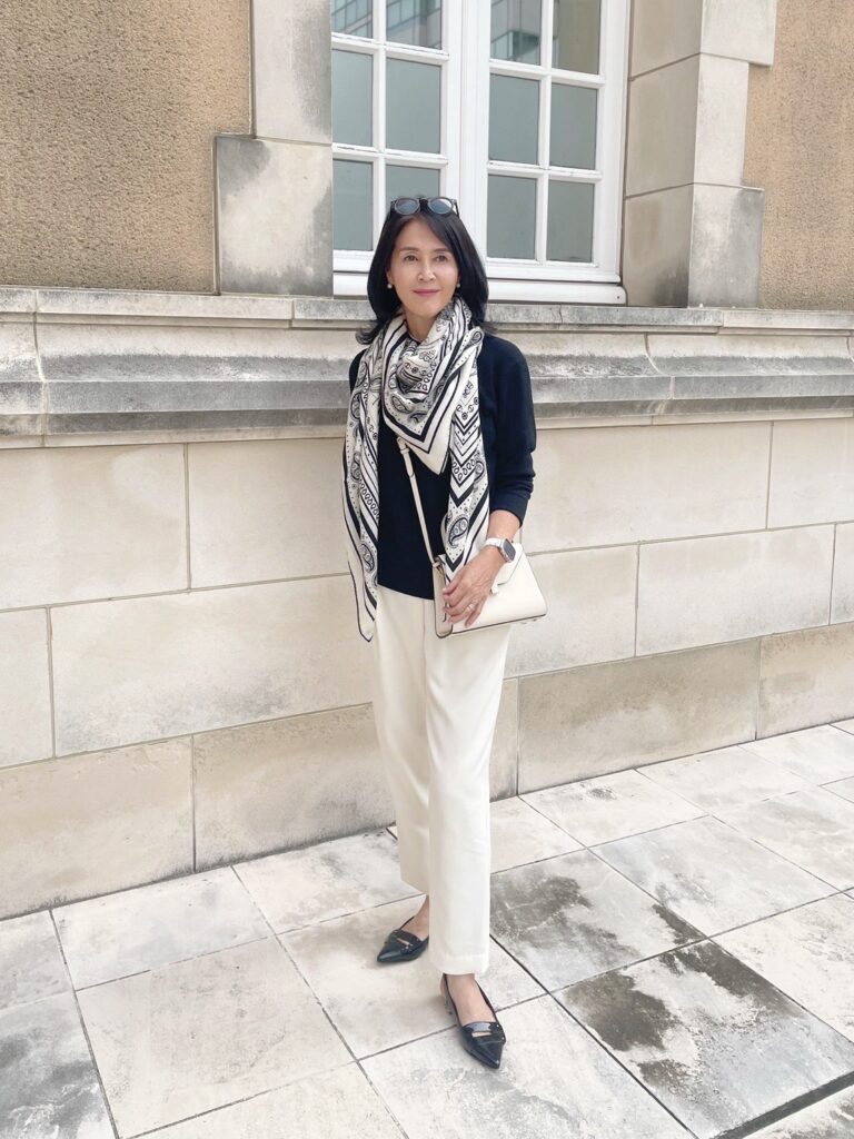 有村さんストールコーデ