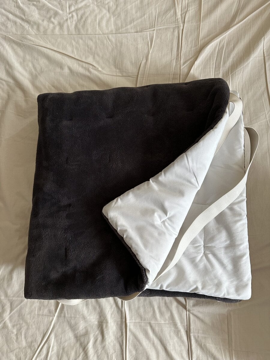 再生ポリエステル あたたかファイバー厚手敷パッド ¥4,990~/無印良品