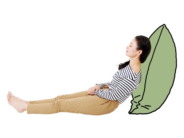 就寝時は、座るような姿勢で眠ると楽＆悪化予防に