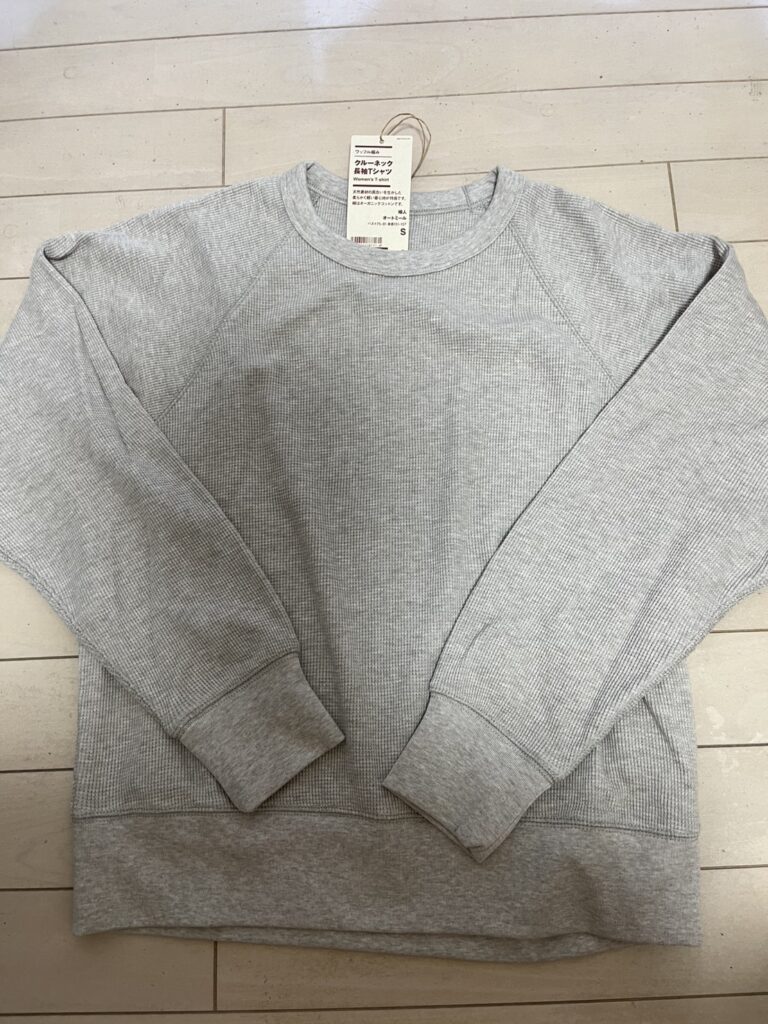 婦人 ワッフル編みクルーネック長袖Tシャツ  ¥2,990