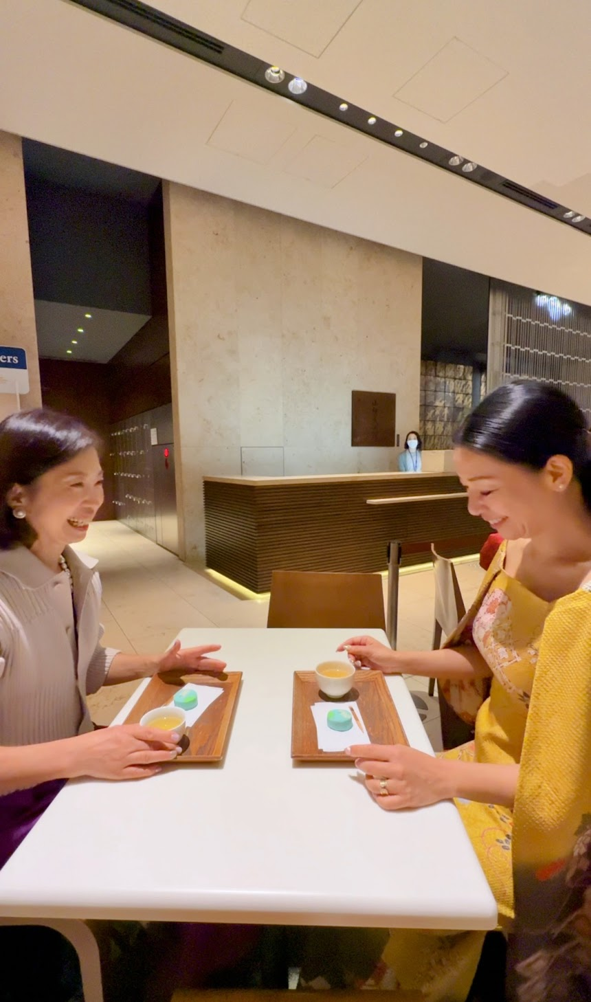 「Cafe 椿」にて