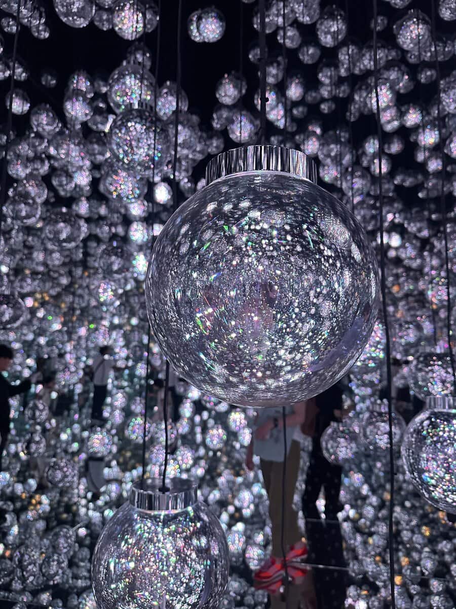 麻布台ヒルズ「チームラボ ボーダレス」