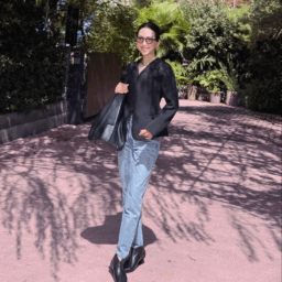 Jacket … H&M、Denim … CELINE、Boots … CELINE、Bag … STUDIO CHERIE