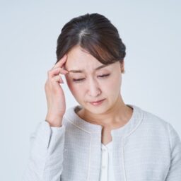 低気圧不調を和らげるセルフケアを紹介