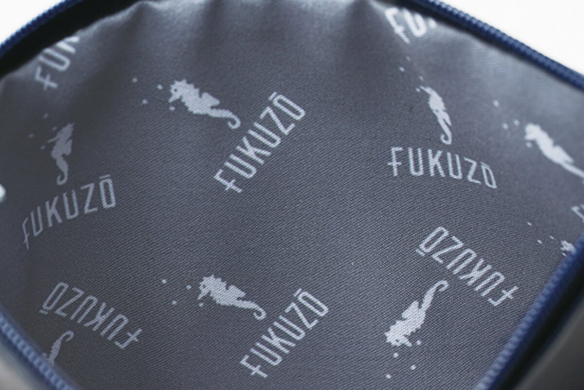 素敵なあの人2026年1月号付録「フクゾー」 ストラップつきレザー調ポーチセット