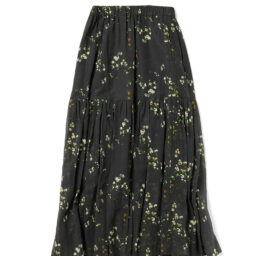 スカート¥53,900／ワイエムウォルツ（マービン&ソンズ）