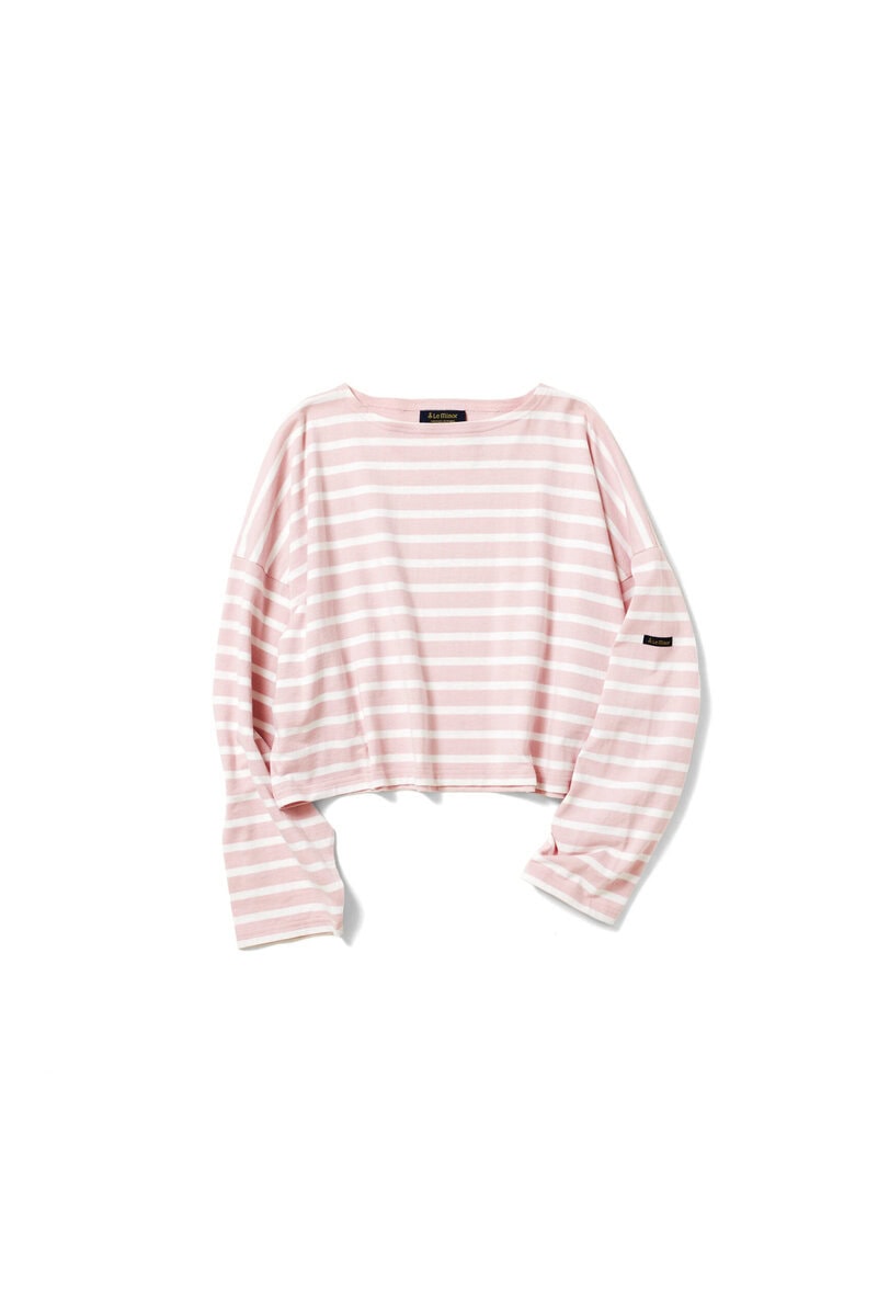 プルオーバー¥17,600／ルミノア（ゲストリスト）