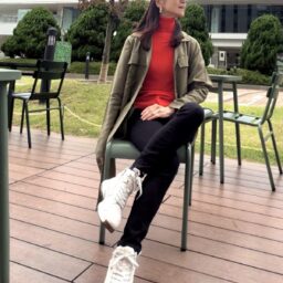 桜井智子さん10月のある日のお休みコーデ