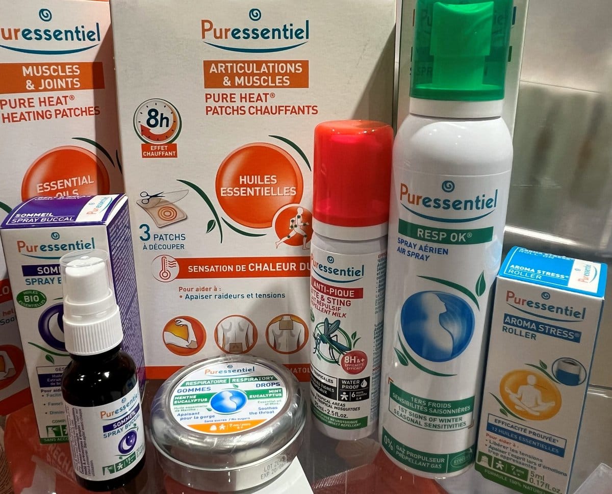 室内用スプレー、リラックス用のロールオン、筋肉の凝りを緩和する湿布、虫除けスプレーなど。