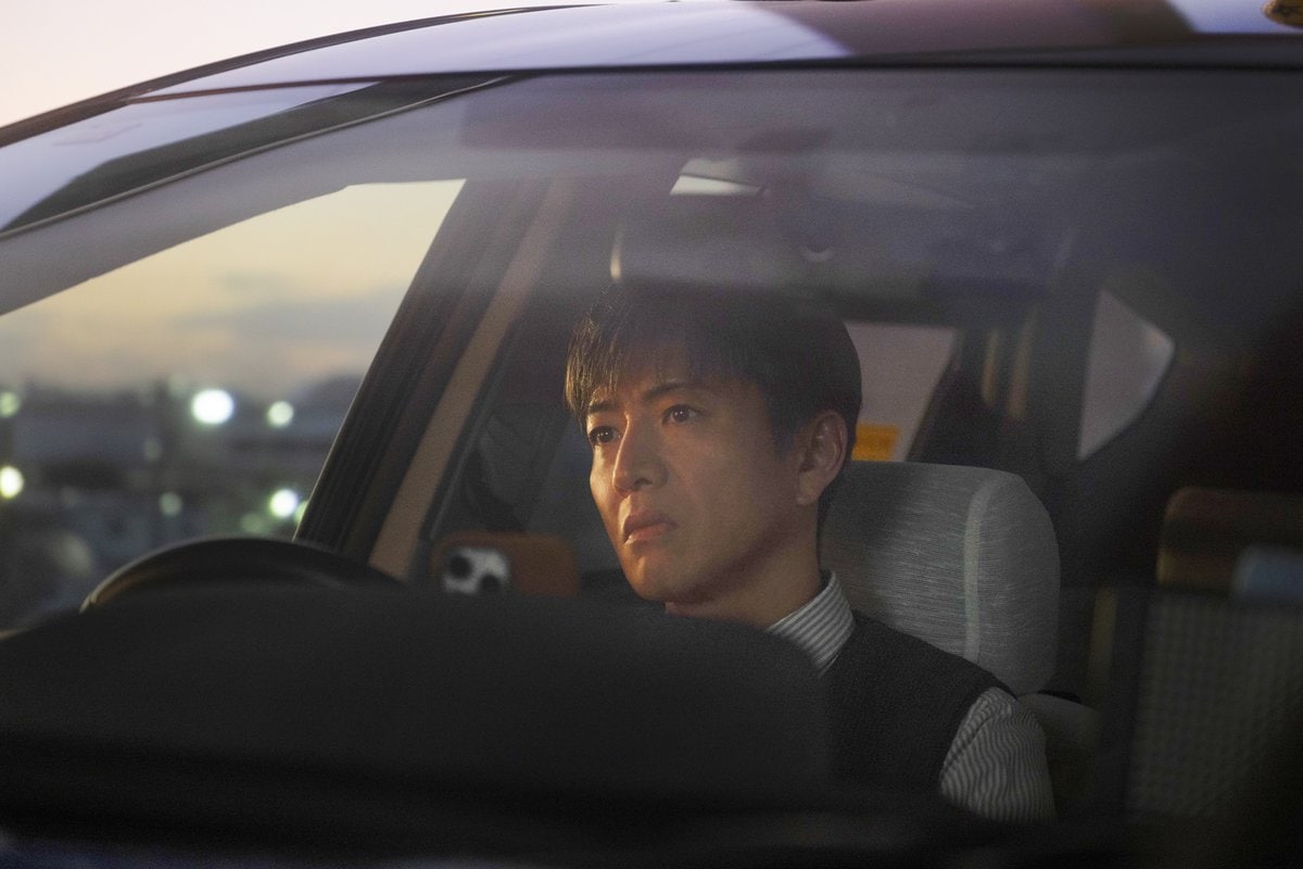 映画『TOKYOタクシー』よりタクシー運転手の宇佐美浩二（木村拓哉）