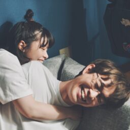 映画『佐藤さんと佐藤さん』メインカット