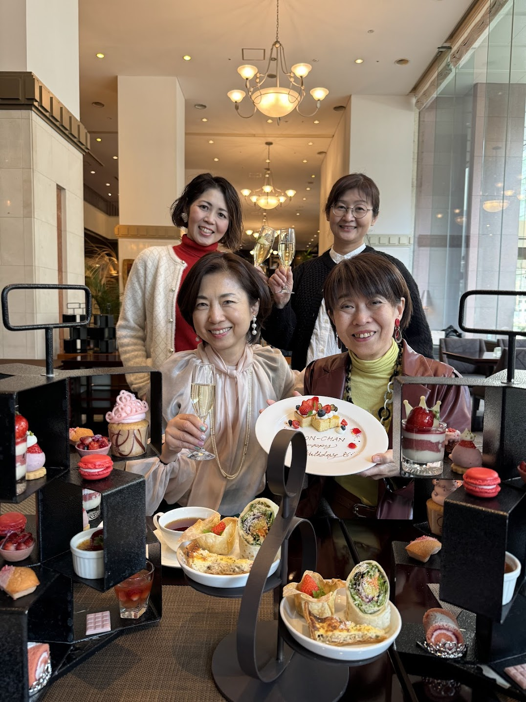 広島・大分・博多・東京、住む場所はちがっても、日本各地からさっと一人旅