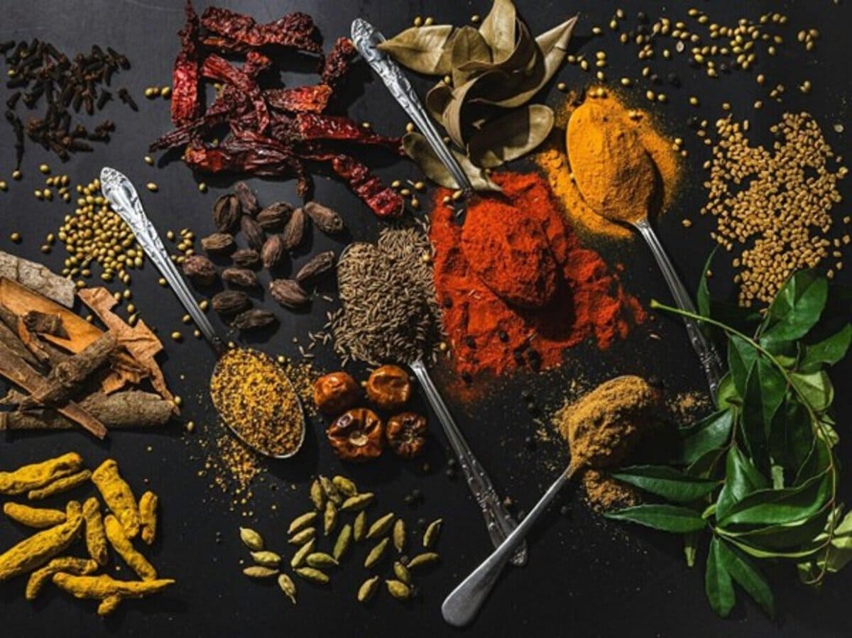 指のこわばりには漢方薬もおすすめ