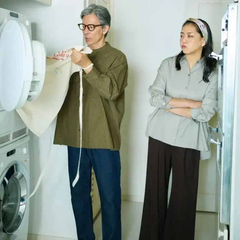 【第8位】【60代ファッション】スカーフでぐっとあか抜ける！きちんと感のあるリラックスコーデにトレンドをプラス！素敵な宝島田家物語16日目【60代秋の着まわし30days Day16】