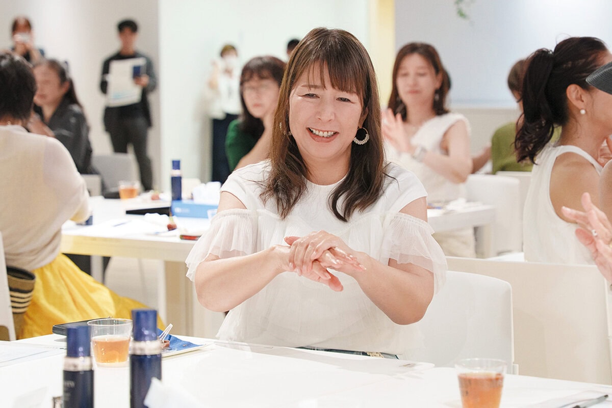 スッと伸びてなじみ、香りにも癒されます