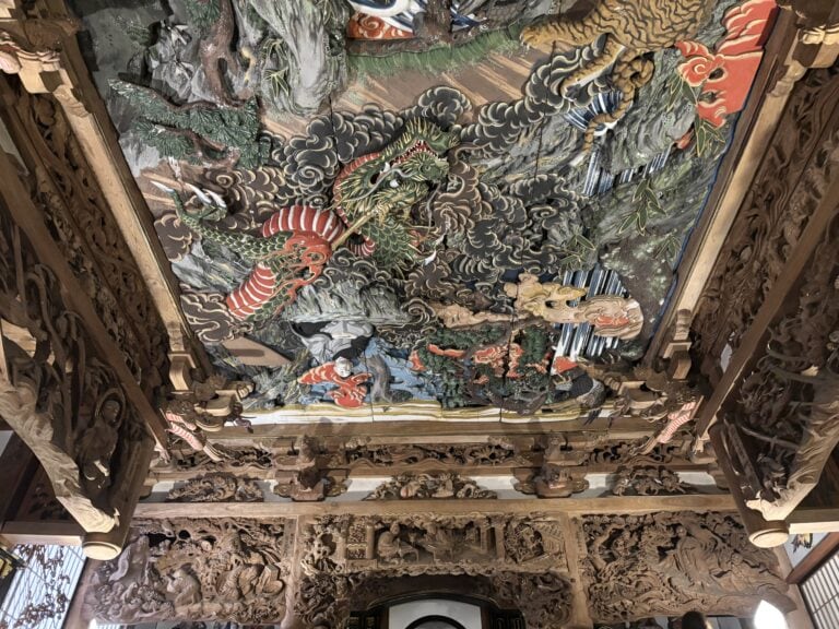 新潟県魚沼市　西福寺　開山堂　石川雲蝶