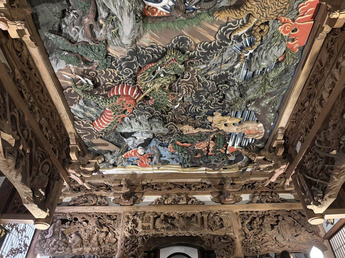 新潟県魚沼市　西福寺　開山堂　石川雲蝶