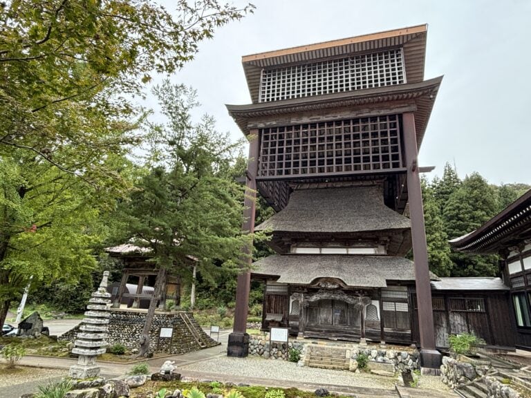 新潟県魚沼市　西福寺　開山堂