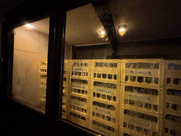 新潟県魚沼市　玉川酒造　雪室