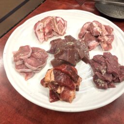 新潟県魚沼市　やまに