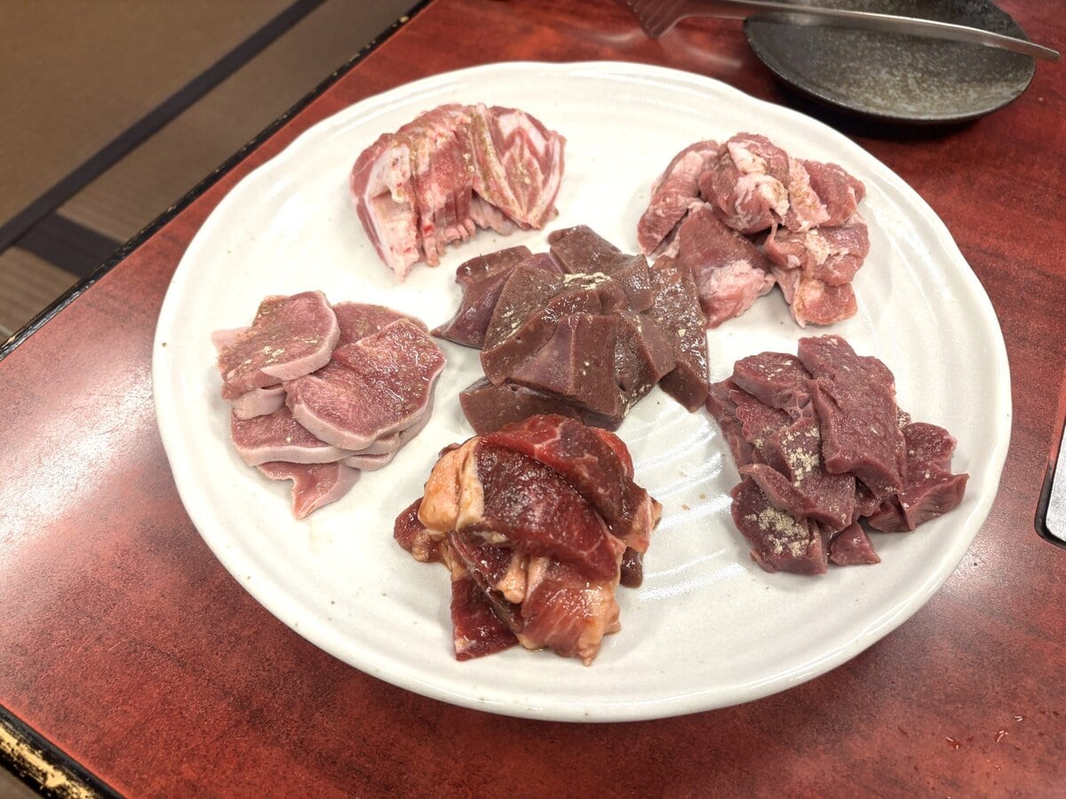 新潟県魚沼市　やまに