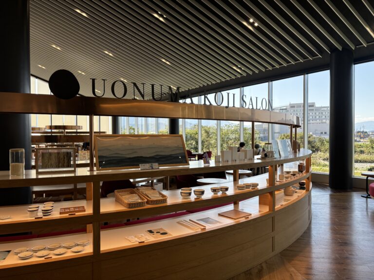 新潟県魚沼市 魚沼醸造 ショップ&カフェ