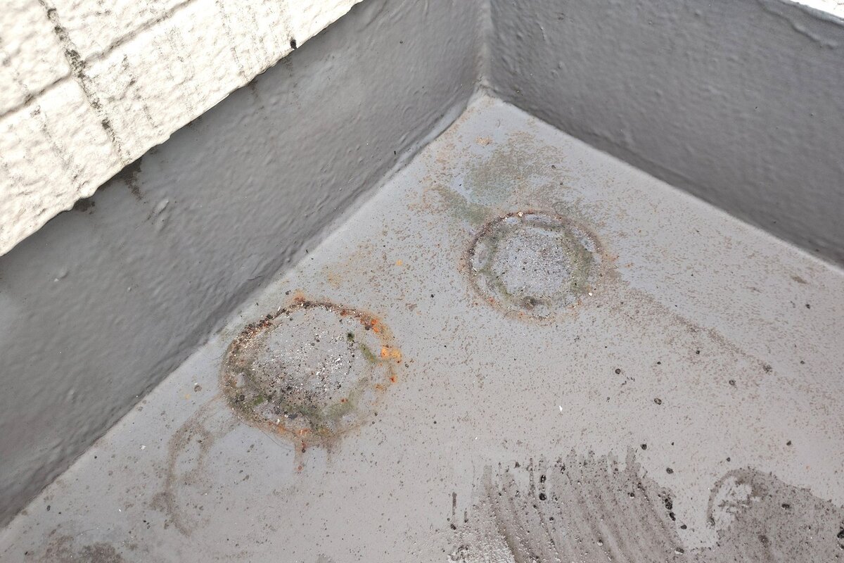 掃除前のベランダ