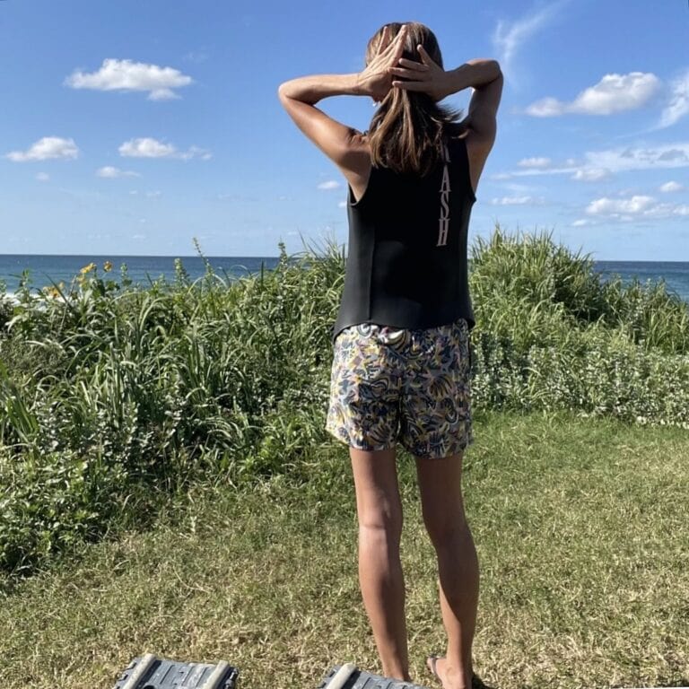 中道さん11月ブログ_サーフィン