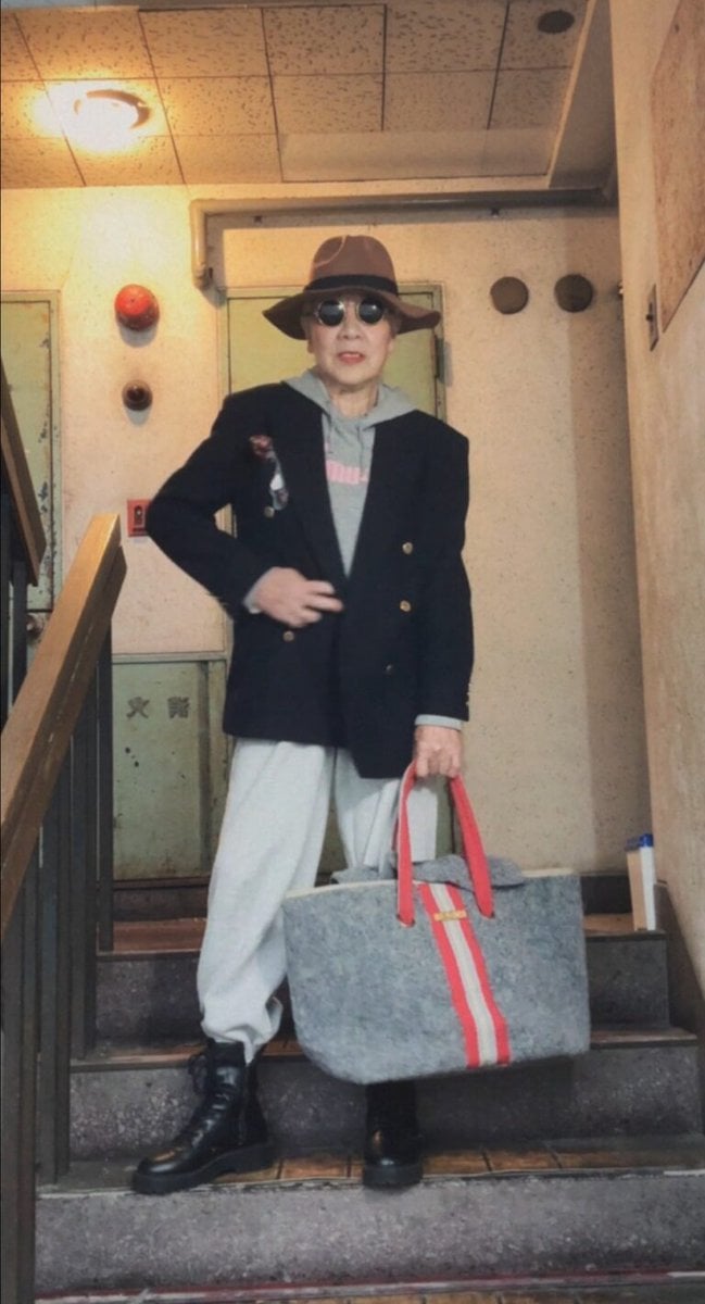 大人休日リラックスコーデ