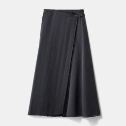 シアープリーツラップスカート　￥22,000